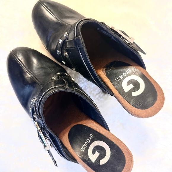 4.5“ Heels by Guess - Picture 2 of 7